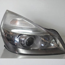 Laden Sie das Bild in den Galerie-Viewer, Frontscheinwerfer Renault Espace IV 8200394710 Xenon Rechts Headlight SCH6276622633zy