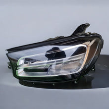 Laden Sie das Bild in den Galerie-Viewer, Frontscheinwerfer Mercedes-Benz Gls A1679065101 Links Scheinwerfer Headlight