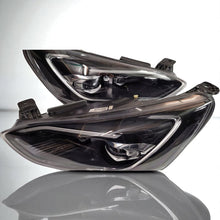 Laden Sie das Bild in den Galerie-Viewer, Frontscheinwerfer Ford Focus JX7B-13E016-AG JX7B-13E017-AG LED Rechts oder Links SCH3992304425ld