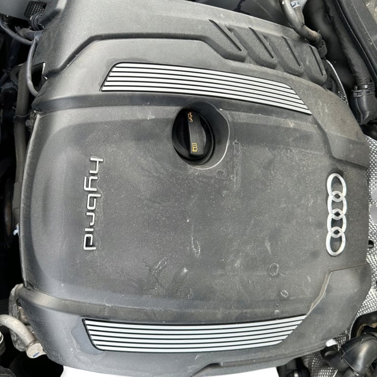 Motor Audi A8 CHJA 2.0 TFSI 33TKm Benzin Engine Unkomplett