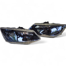Load image into Gallery viewer, Frontscheinwerfer Skoda Fabia III 6V1941015B LED Ein Satz Scheinwerfer Headlight