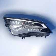 Load image into Gallery viewer, Frontscheinwerfer Seat Ateca Kh7 90117434 576941008D Rechts Headlight