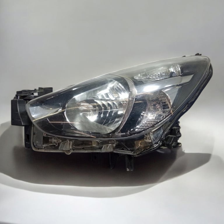 Frontscheinwerfer Mazda II Dj DB5J-51040 Links Scheinwerfer Headlight