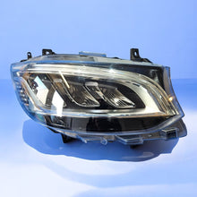 Laden Sie das Bild in den Galerie-Viewer, Frontscheinwerfer Mercedes-Benz Sprinter A9109065800 LED Rechts Headlight