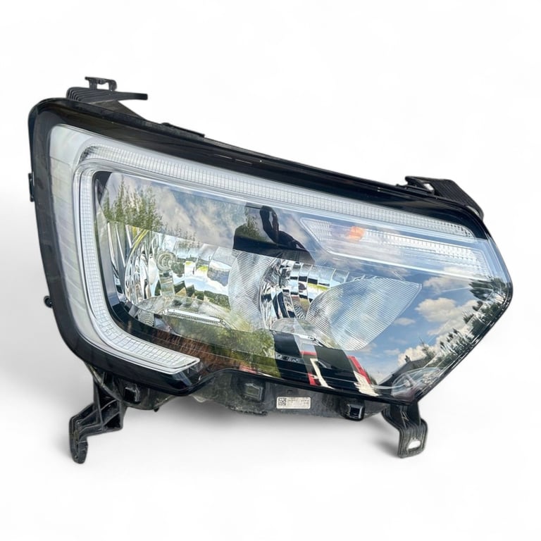 Frontscheinwerfer Renault Master 260105567R LED Ein Stück (Rechts oder Links) SCH3902068920yf