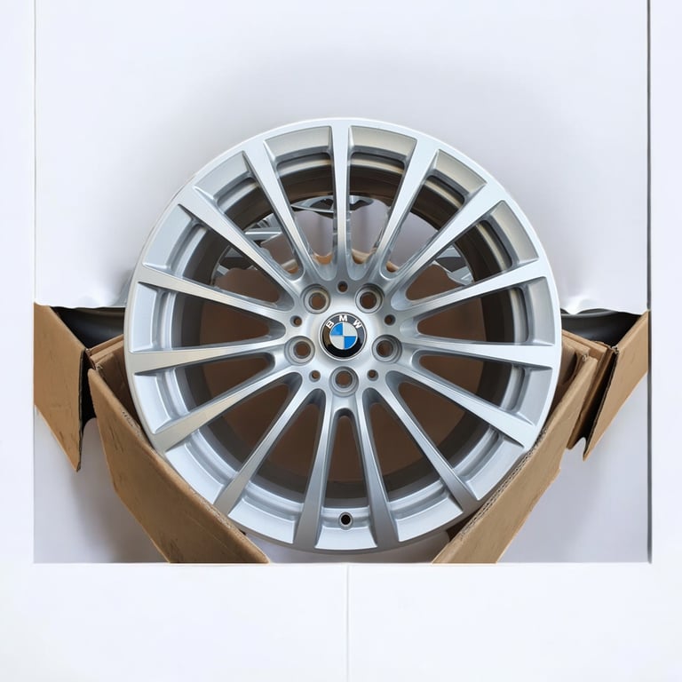 4x Alufelge 18 Zoll 8.0" 5x112 30ET Glanz Silber 6861224 BMW G11 G12 Rim Wheel