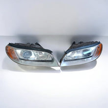 Laden Sie das Bild in den Galerie-Viewer, Frontscheinwerfer Volvo Xc70 31214348 Xenon Ein Stück (Rechts oder Links)