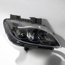 Laden Sie das Bild in den Galerie-Viewer, Frontscheinwerfer Hyundai Kona 92102-J9630 LED Rechts Scheinwerfer Headlight