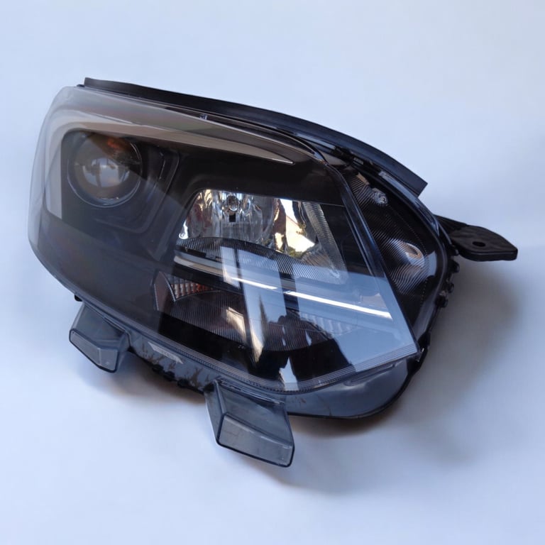 Frontscheinwerfer Opel Zafira Vivaro C 9832836480 XENON Rechts Headlight