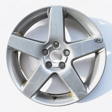 Laden Sie das Bild in den Galerie-Viewer, 1x Alufelge 17 Zoll 7.0&quot; 5x108 52 5ET 30671415 Volvo V40 C30 S40 Rim Wheel