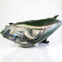 Load image into Gallery viewer, Frontscheinwerfer Toyota Yaris Links Scheinwerfer Headlight SCH7984489751ci