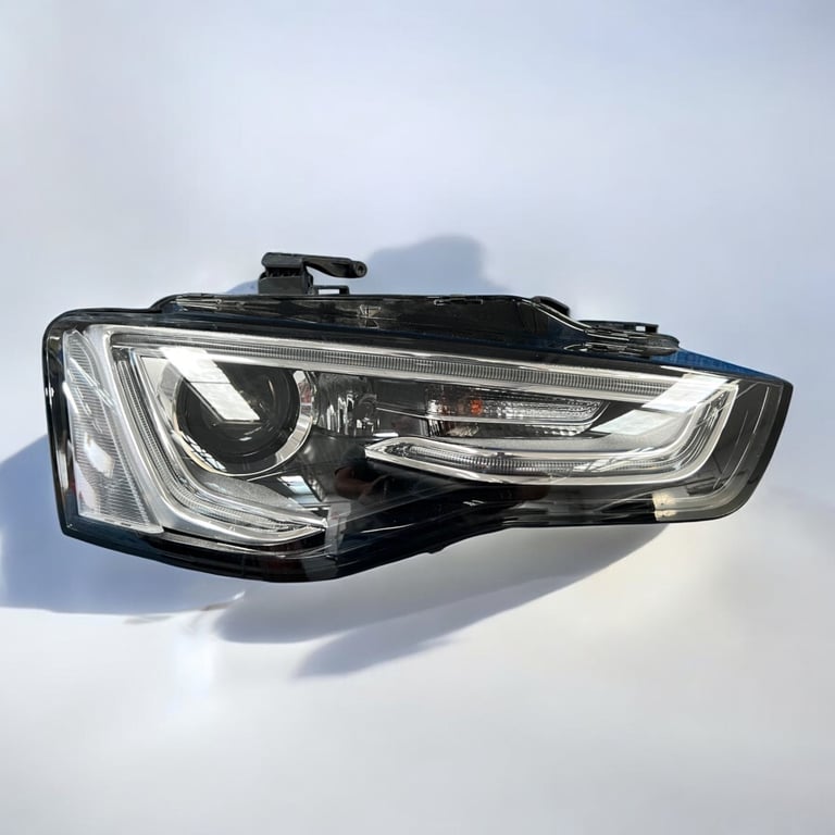 Frontscheinwerfer Audi A5 8T0941754C Rechts Scheinwerfer Headlight