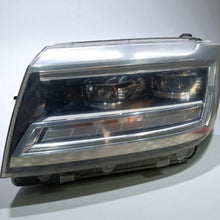 Load image into Gallery viewer, Frontscheinwerfer Man Tge Crafter 7C1941035 LED Links Scheinwerfer Headlight SCH8680738155ur