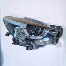 Laden Sie das Bild in den Galerie-Viewer, Frontscheinwerfer Mazda 2 D09K51030 Rechts Scheinwerfer Headlight