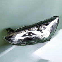 Laden Sie das Bild in den Galerie-Viewer, Frontscheinwerfer Ford Focus MX7B-13E015-ED Full LED Links Headlight