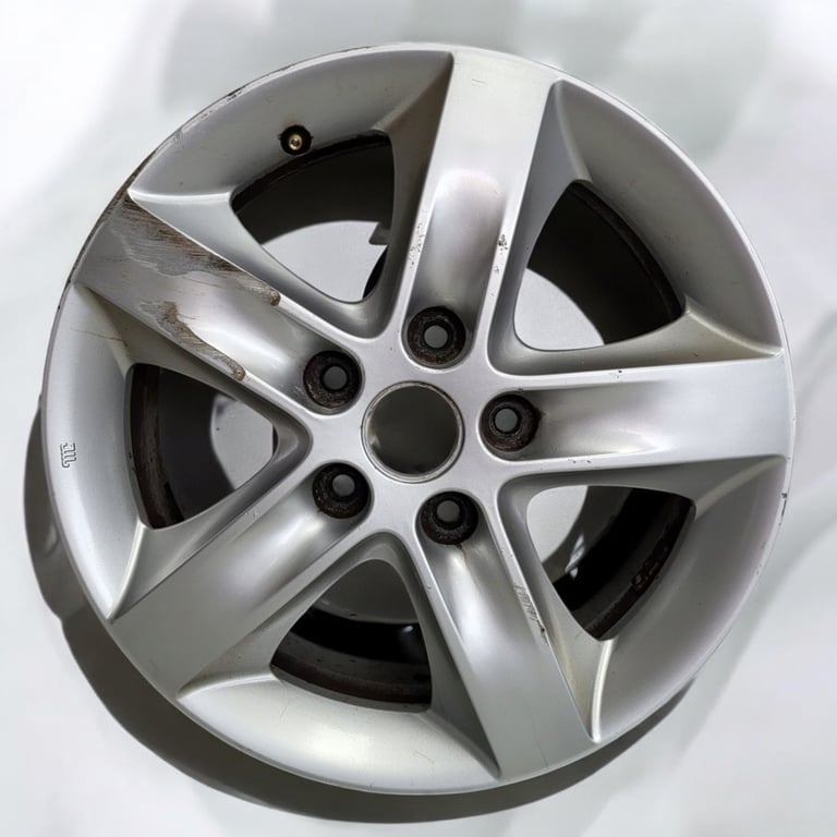1x Alufelge 16 Zoll 6.0" 5x114.3 51ET Glanz 52910-1H235 Hyundai I30 Ceed