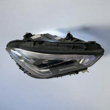 Laden Sie das Bild in den Galerie-Viewer, Frontscheinwerfer Mercedes-Benz Cla A1189063200 LED Rechts Headlight