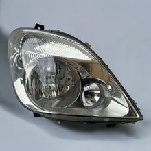 Laden Sie das Bild in den Galerie-Viewer, Frontscheinwerfer Mercedes-Benz Sprinter 906 MCJ14499 Rechts Headlight
