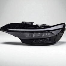 Load image into Gallery viewer, Frontscheinwerfer Hyundai Elantra VII 92101-AAA LED Links Scheinwerfer Headlight