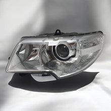 Laden Sie das Bild in den Galerie-Viewer, Frontscheinwerfer Skoda Superb II 3T1941017E 3T1941015E Xenon Links Headlight