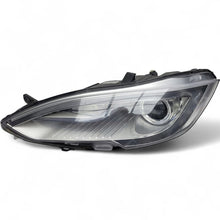 Laden Sie das Bild in den Galerie-Viewer, Frontscheinwerfer Tesla Model S 1012224-00-C Xenon Ein Stück (Rechts oder Links)