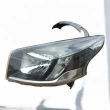 Load image into Gallery viewer, Frontscheinwerfer Renault Trafic III 260607015 LED Links Scheinwerfer Headlight