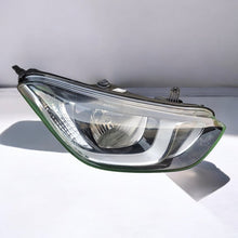 Load image into Gallery viewer, Frontscheinwerfer Hyundai I20 92102-4P800 Rechts Scheinwerfer Headlight