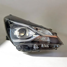 Load image into Gallery viewer, Frontscheinwerfer Toyota Yaris LED Rechts Scheinwerfer Headlight