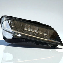 Laden Sie das Bild in den Galerie-Viewer, Frontscheinwerfer Skoda Superb III 3V1941016D Rechts Scheinwerfer Headlight