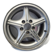 Load image into Gallery viewer, 1x Alufelge 16 Zoll 7.0&quot; 5x120 46ET Glanz Silber 10922606 BMW Z3 E36 Rim Wheel