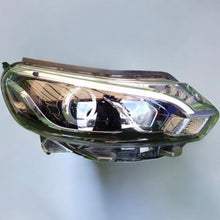 Laden Sie das Bild in den Galerie-Viewer, Frontscheinwerfer Toyota Proace 9808237480 Xenon Rechts Scheinwerfer Headlight SCH6119604094tv