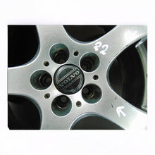 Laden Sie das Bild in den Galerie-Viewer, 1x Alufelge 17 Zoll 7.0&quot; 5x100 Silber KBA46006 Volvo Rim Wheel