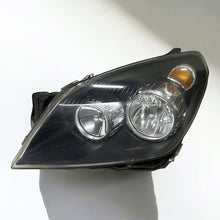 Laden Sie das Bild in den Galerie-Viewer, Frontscheinwerfer Opel Astra H 1EG27037001 Links Scheinwerfer Headlight