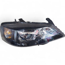Laden Sie das Bild in den Galerie-Viewer, Frontscheinwerfer Opel Astra G 13117078 14025Z03 1EL00832908 Xenon Rechts SCH6125689473px