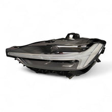 Load image into Gallery viewer, Frontscheinwerfer Volvo Xc60 II 32420424 LED Links Scheinwerfer Headlight SCH3375299341qw