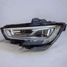 Laden Sie das Bild in den Galerie-Viewer, Frontscheinwerfer Audi A3 8V0941033 LED Ein Stück (Rechts oder Links) Headlight