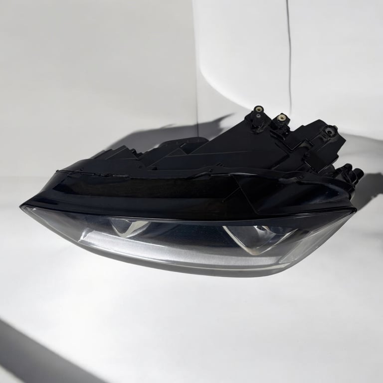 Frontscheinwerfer VW Sportsvan 517941031B Xenon Ein Stück (Rechts oder Links)