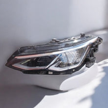 Load image into Gallery viewer, Frontscheinwerfer VW Golf VIII 5H1941005B 90750890 Full LED Links Headlight SCH3578145201rs