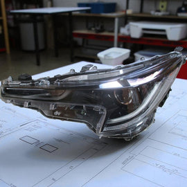 Frontscheinwerfer Toyota Corolla 81110-02S70 81150-02S70 LED Rechts oder Links SCH5384526034ky