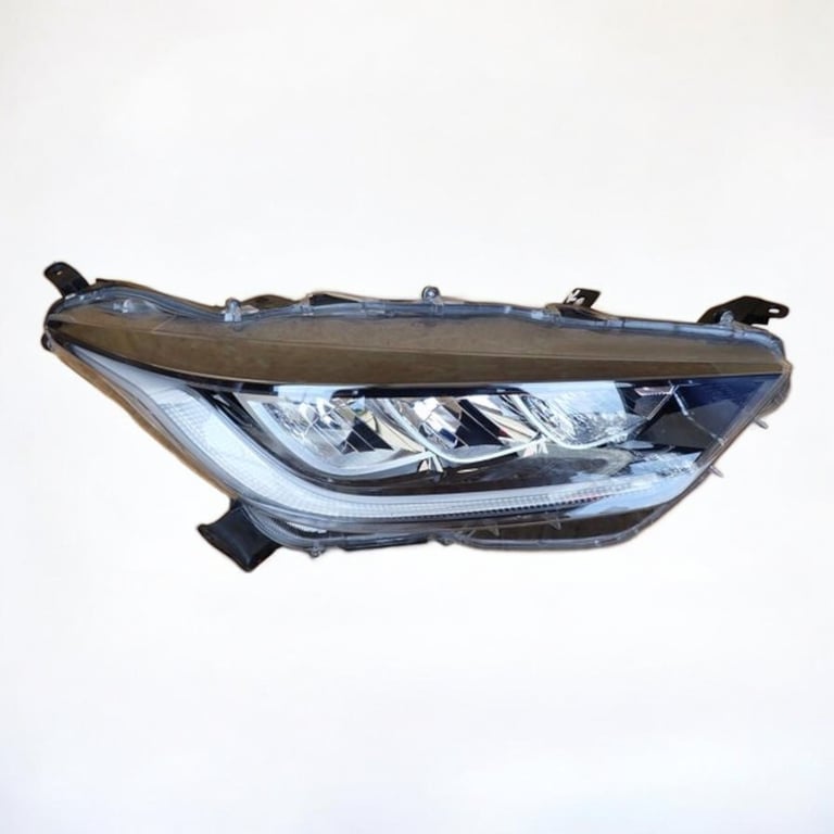 Frontscheinwerfer Toyota Yaris Rechts Scheinwerfer Headlight