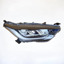 Load image into Gallery viewer, Frontscheinwerfer Toyota Yaris Rechts Scheinwerfer Headlight