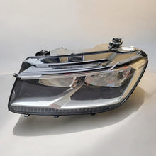 Laden Sie das Bild in den Galerie-Viewer, Frontscheinwerfer VW Tiguan 5NB941005B Links Scheinwerfer Headlight