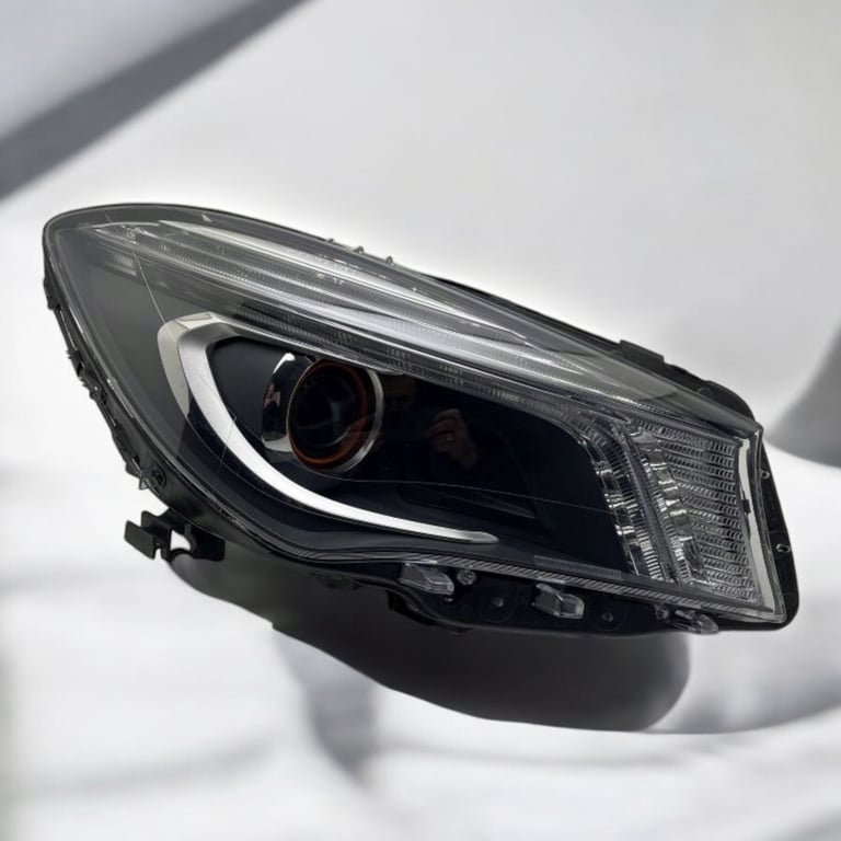 Frontscheinwerfer Mercedes-Benz Cla Amg A1179069000 Xenon Rechts Headlight SCH5710228191ro
