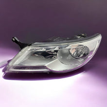 Load image into Gallery viewer, Frontscheinwerfer VW Tiguan 1ED247038-01 5N1941031P Links Scheinwerfer Headlight