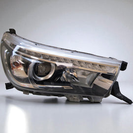 Frontscheinwerfer Toyota Hilux VIII LED Rechts Scheinwerfer Headlight SCH2790243132xi