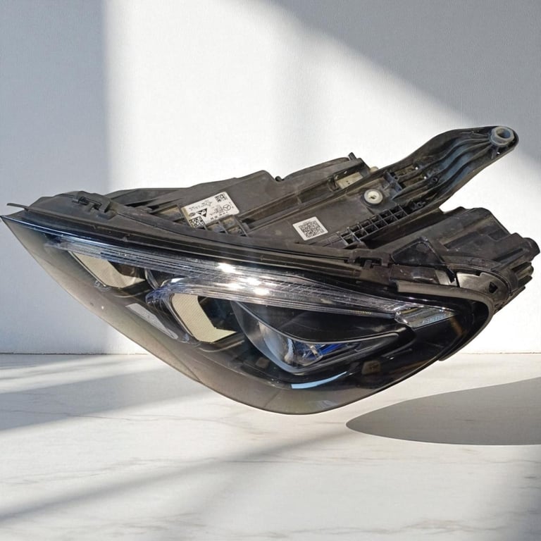 Frontscheinwerfer Mercedes-Benz Gle A1679066504 SKU10149 Links Headlight