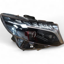 Laden Sie das Bild in den Galerie-Viewer, Frontscheinwerfer Mercedes-Benz Vito W447 Eqv A4479063301 LED Rechts oder Links