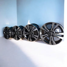 Laden Sie das Bild in den Galerie-Viewer, 4x Alufelge 17 Zoll 8.0" 5x112 48ET Glanz Graphit A2124015602 Mercedes-Benz Mg FEL5887217294zm