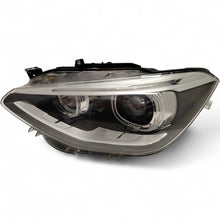 Laden Sie das Bild in den Galerie-Viewer, Frontscheinwerfer BMW F21 F20 7229677 Xenon Ein Stück (Rechts oder Links) SCH8326218882yl