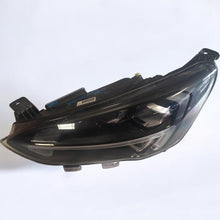 Load image into Gallery viewer, Frontscheinwerfer Ford Focus MX7B-13E015-ED Links Scheinwerfer Headlight SCH9632293997ts